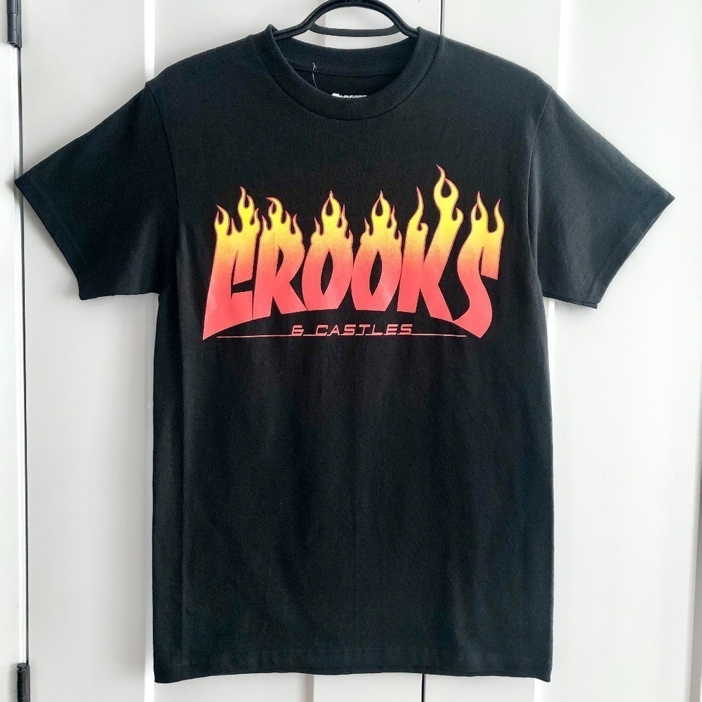 Crooks & Castles, T Shirt, Flames, Black, Size S,‎ New Without Tags